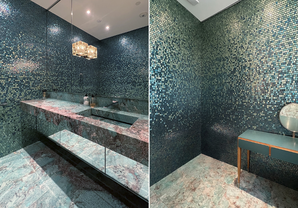 Gạch mosaic sang trọng ốp tường phòng tắm
