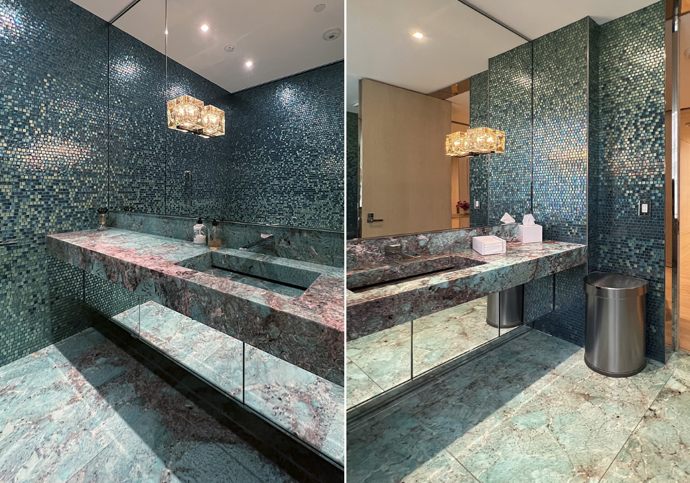 Gạch mosaic trang trí tường phòng tắm